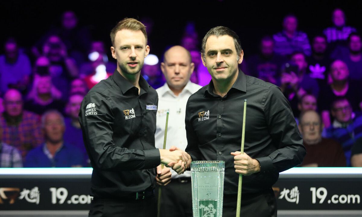 才能形成坚 才能形成坚